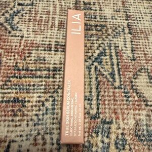 ILIA - True Skin Serum Concealer